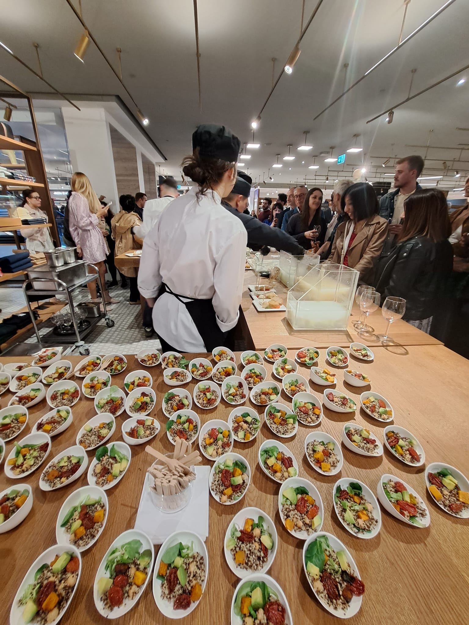 Shopping e beneficenza: l'evento "Lascia il Segno" alla Rinascente di Torino 6 Shopping Night "Lascia il Segno" Rinascente