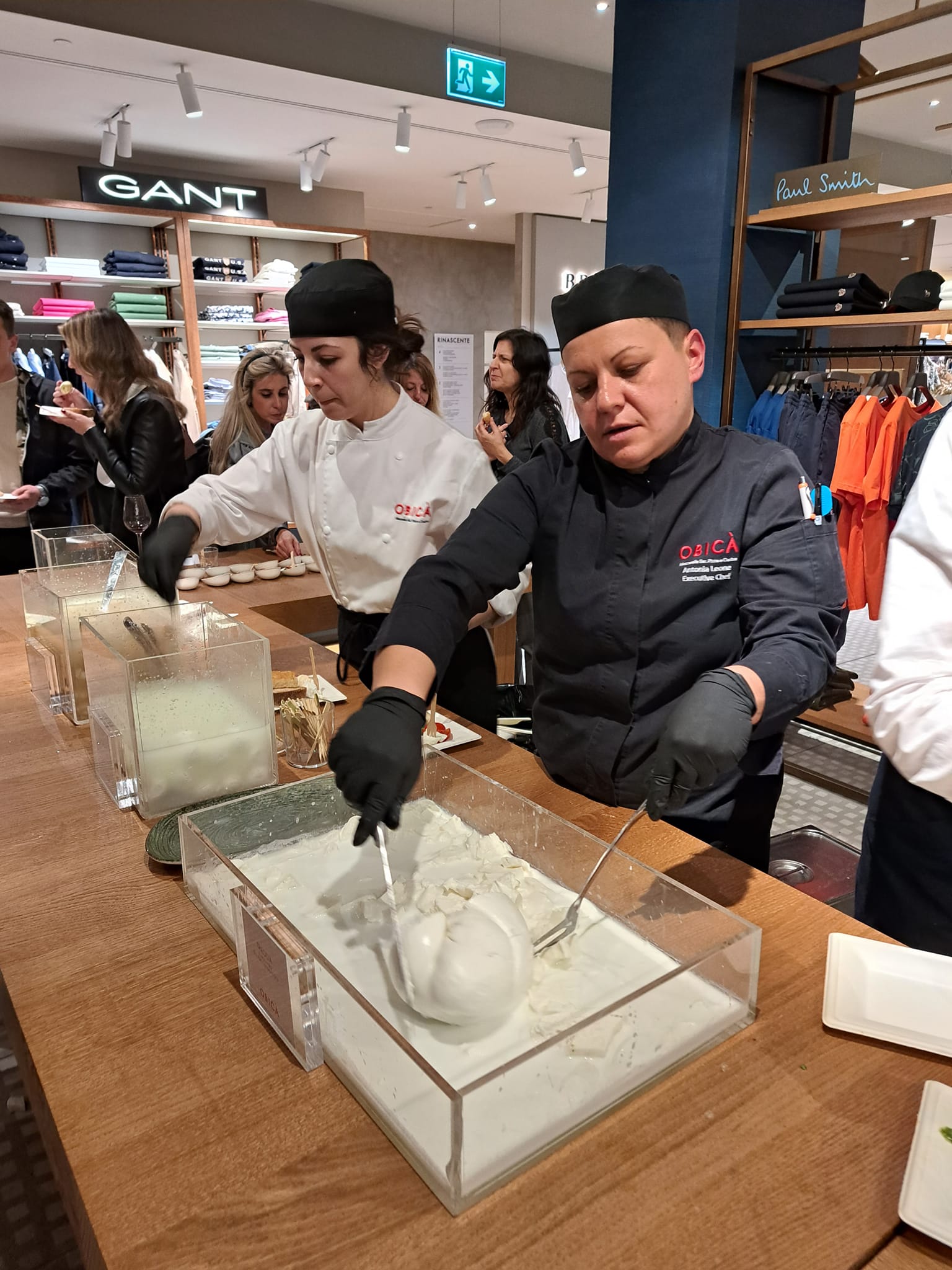Shopping e beneficenza: l'evento "Lascia il Segno" alla Rinascente di Torino 2 Shopping Night "Lascia il Segno" Rinascente