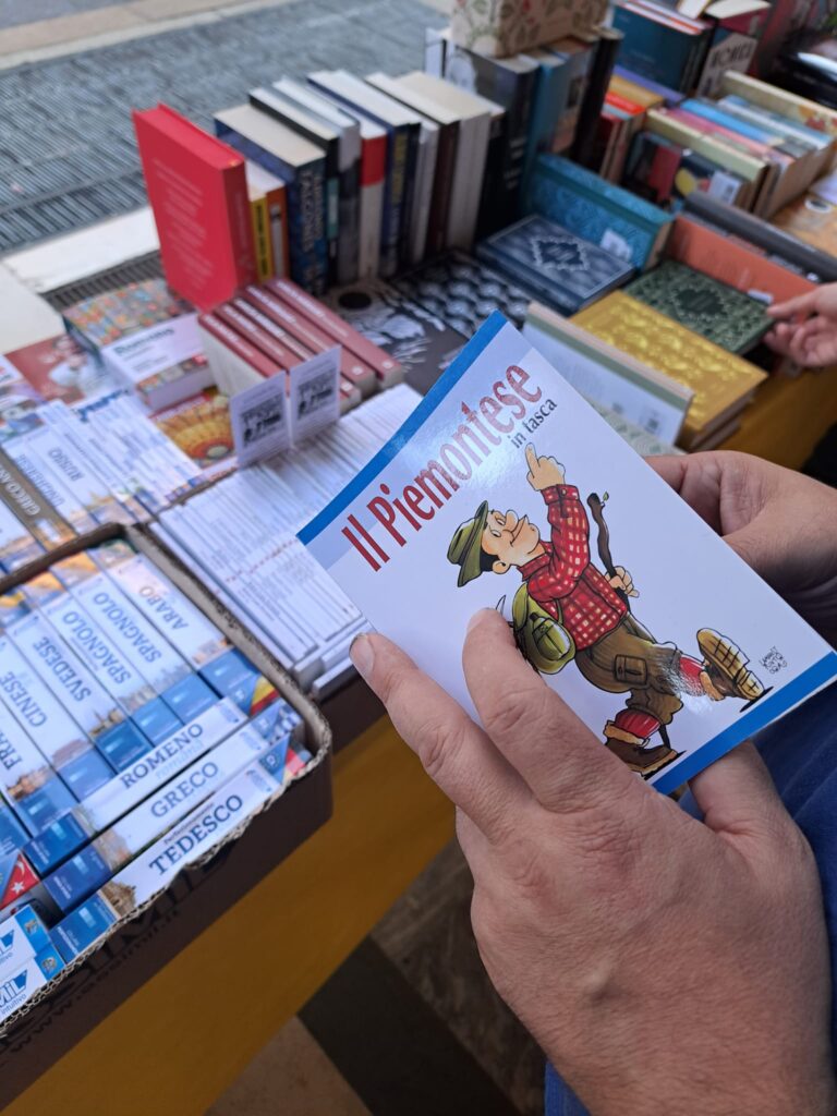 Portici di Carta 2023: la magia dei Libri a Cielo Aperto a Torino 5 Portici di Carta 2023 Torino