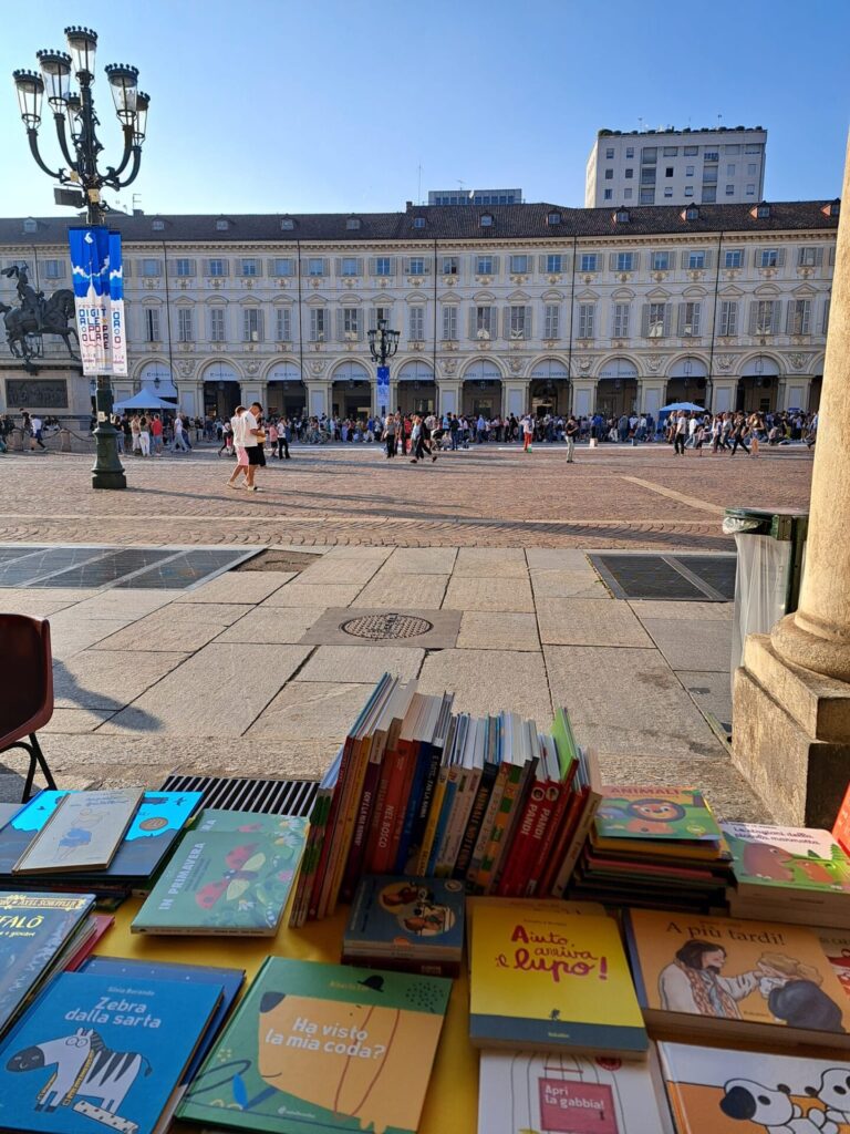 Portici di Carta 2023: la magia dei Libri a Cielo Aperto a Torino 1 Portici di Carta 2023 Torino