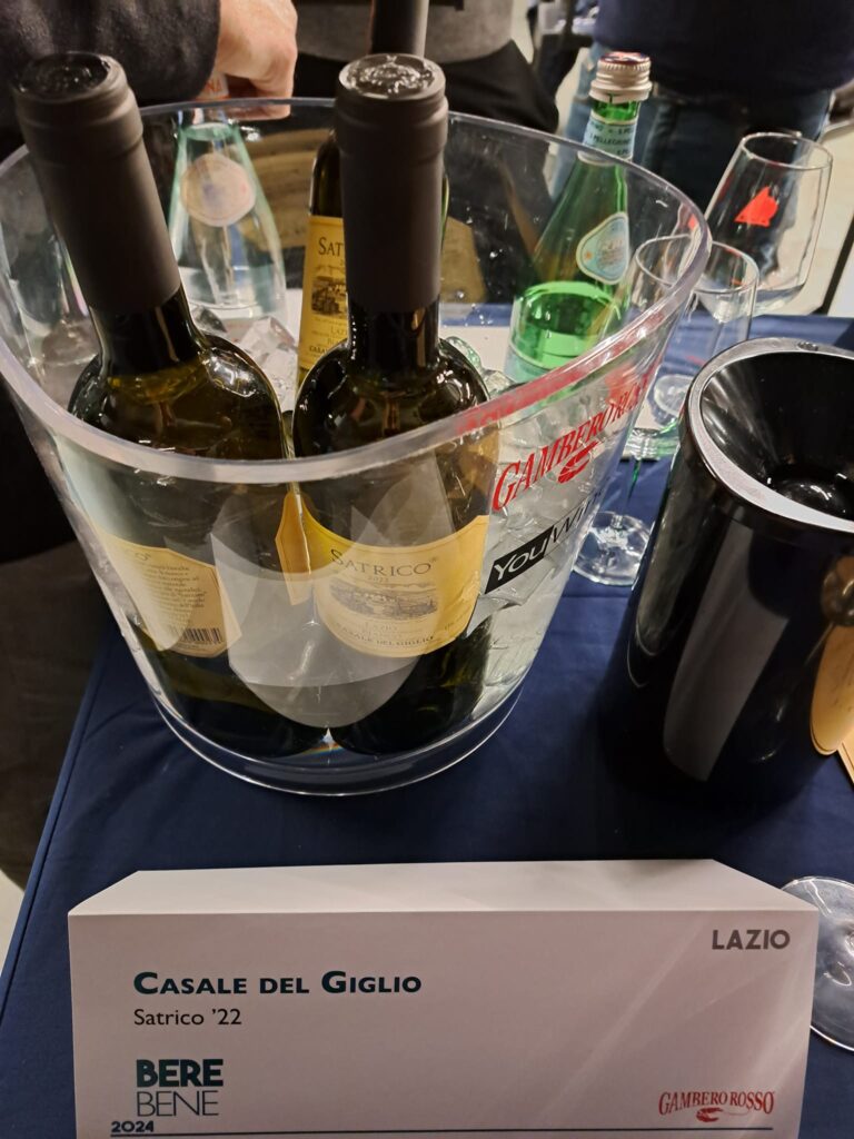 La degustazione dei vini premiati dalla guida Berebene 2024 del Gambero Rosso al Mercato Centrale di Torino 14 Berebene 2024 Gambero Rosso Torino
