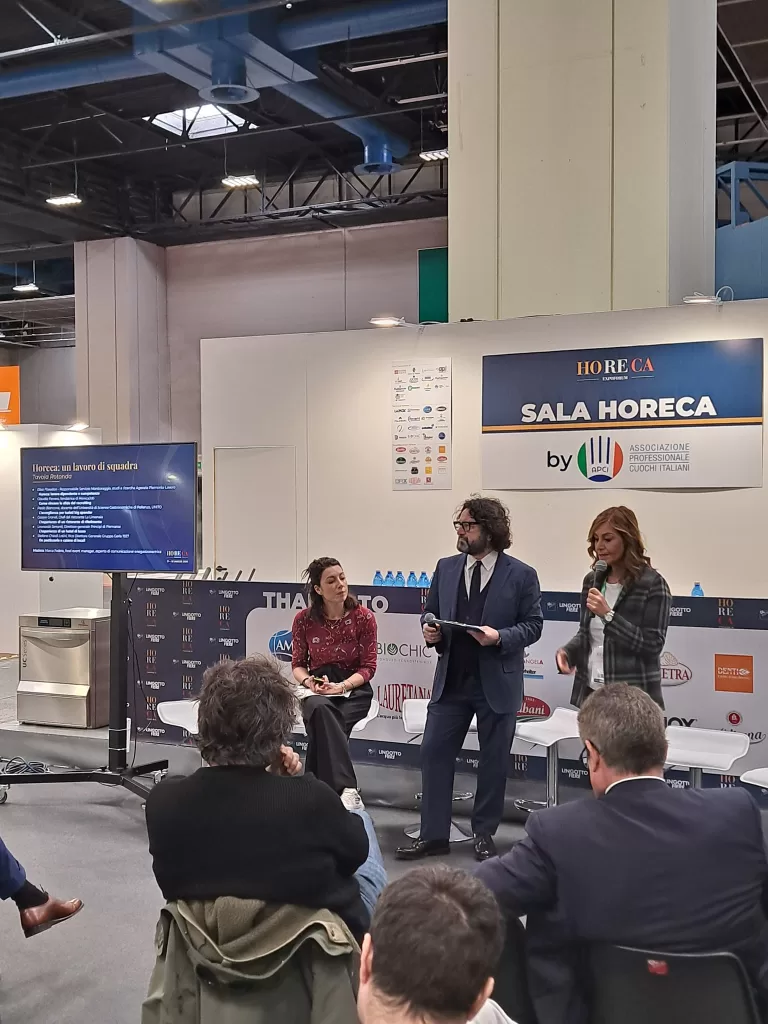 Tavola Rotonda Horeca Expoforum Torino 2024: un lavoro di squadra per il futuro dell'Horeca 10 Tavola Rotonda Horeca Expoforum Torino