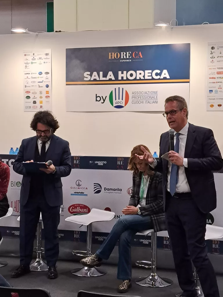 Tavola Rotonda Horeca Expoforum Torino 2024: un lavoro di squadra per il futuro dell'Horeca 8 Tavola Rotonda Horeca Expoforum Torino