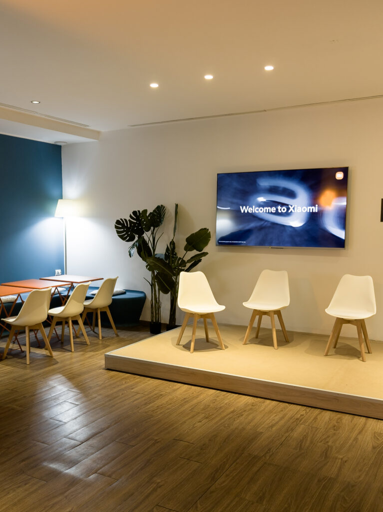 Xiaomi Café: a Milano il primo hub Smart Life dove innovazione e gusto si fondono 4 Xiaomi Café: a Milano il primo hub Smart Life dove innovazione e gusto si fondono