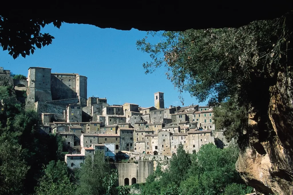 Ciliegiolo di Maremma e d'Italia: alla Fortezza Orsini di Sorano (Grosseto), il 16-17 giugno 2024 2 Ciliegiolo di Maremma e d'Italia Fortezza Orsini di Sorano