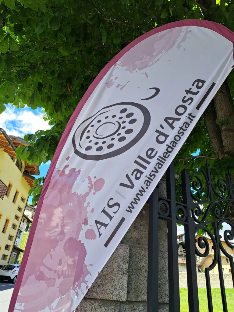 Due giorni di Festa al Castello di Aymavilles per i 50 anni dell'AIS Valle d'Aosta - 31 maggio e 1 giugno 2024 1 Castello di Aymavilles 50 anni dell'AIS Valle d'Aosta