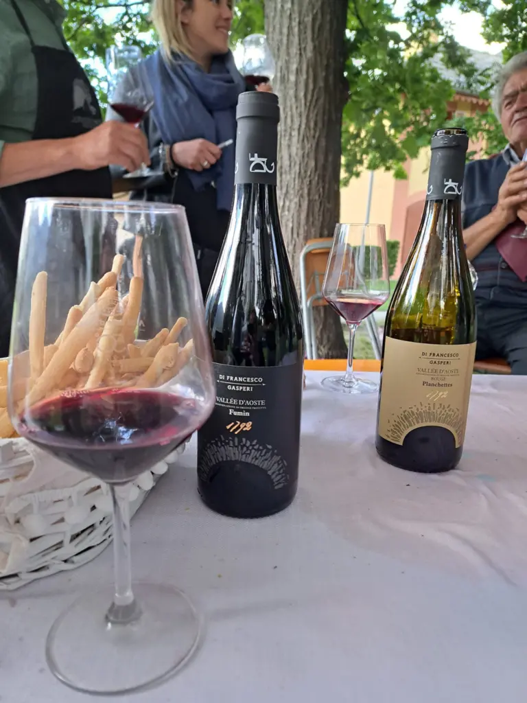 Due giorni di Festa al Castello di Aymavilles per i 50 anni dell'AIS Valle d'Aosta - 31 maggio e 1 giugno 2024 28 Castello di Aymavilles 50 anni dell'AIS Valle d'Aosta