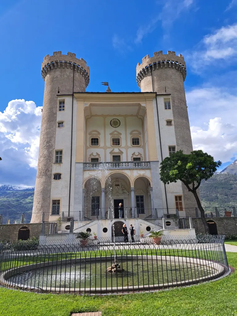 Due giorni di Festa al Castello di Aymavilles per i 50 anni dell'AIS Valle d'Aosta - 31 maggio e 1 giugno 2024 14 Castello di Aymavilles 50 anni dell'AIS Valle d'Aosta