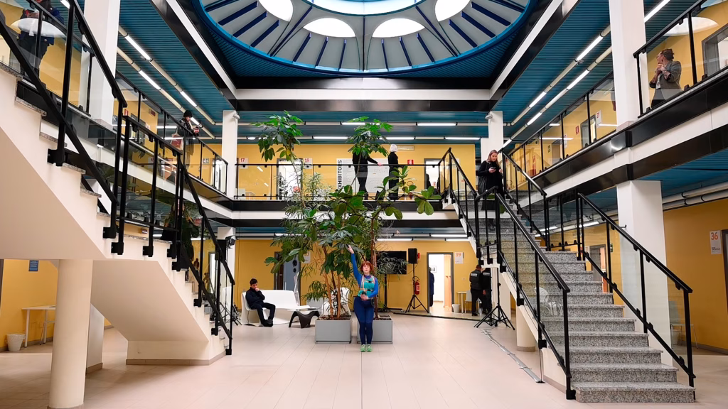 The Others Art Fair 2025 apre a Torino dal 30 ottobre al 2 novembre: "The Future is Here, Right Now!" 1 2025 10 30 - © Paolo Sbalzer - TheOthers 2025