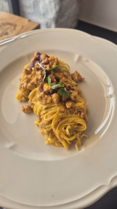 Vinea Relais e Cucina Decanto: a Dogliani la nuova sintesi tra ospitalità e la visione gastronomica di Vincenzo Mignuolo 2 Vinea Relais e Cucina Decanto: a Dogliani la nuova sintesi tra ospitalità e la visione gastronomica di Vincenzo Mignuolo