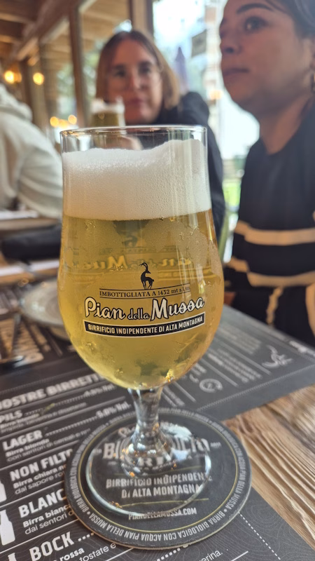 Purezza ad alta quota e visione d'impresa: Pian della Mussa lancia Golden e svela il suo modello di montagna 2 Purezza ad alta quota e visione d'impresa: Pian della Mussa lancia Golden e svela il suo modello di montagna