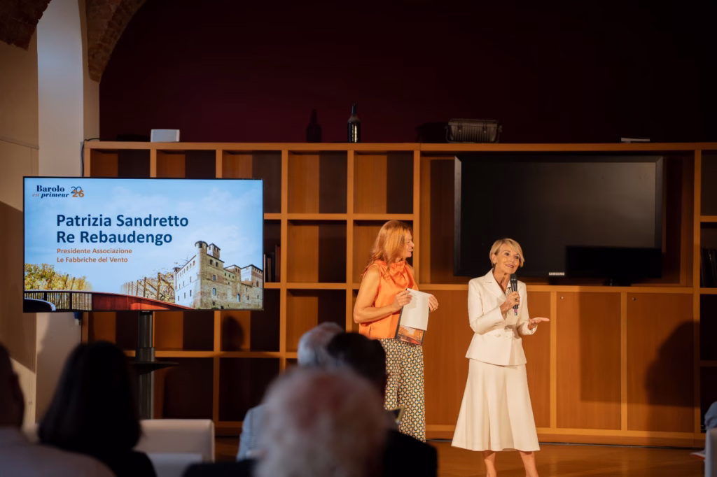 Barolo en primeur 2026, Vigna Gustava e bottiglie storiche all’asta da Christie’s, 23 ottobre 2026 3 Barolo en primeur 2026 conferenza stampa