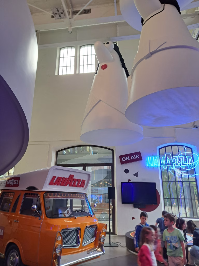 Museo Lavazza a Torino: un’esperienza che attraversa 120 anni di storie