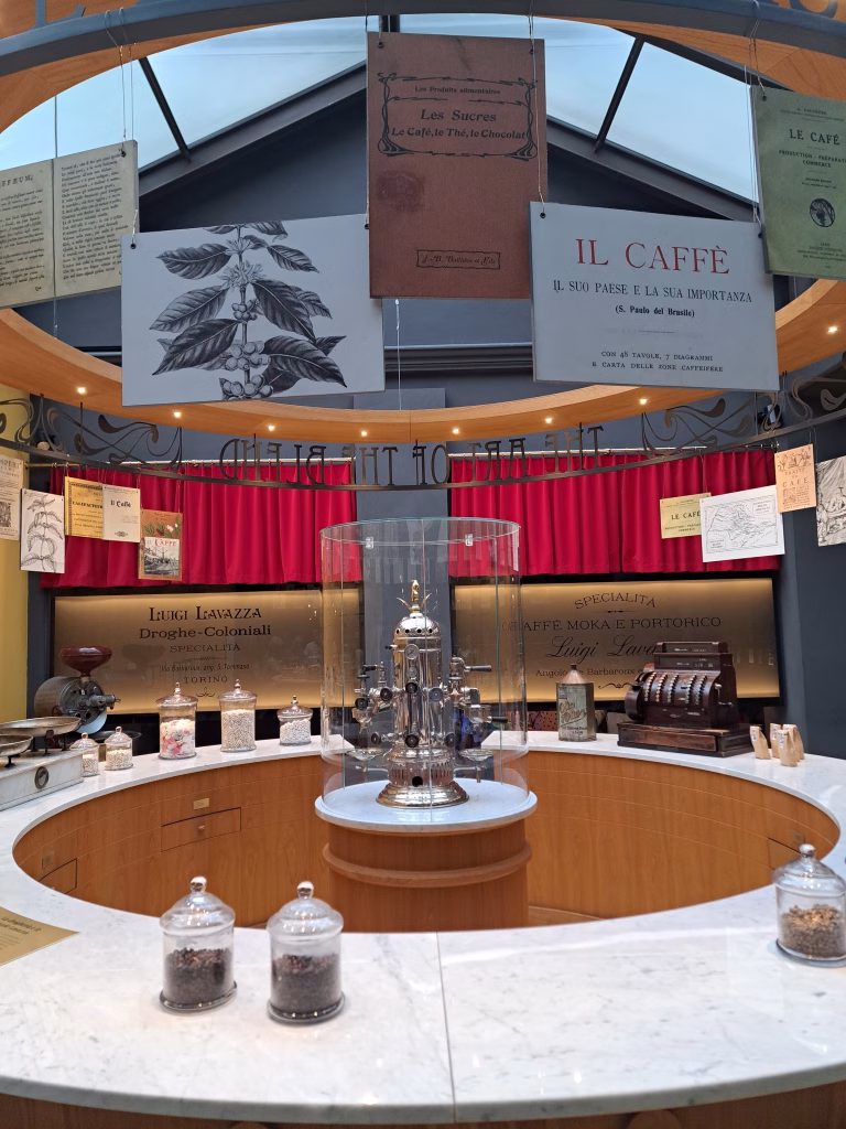 Museo Lavazza a Torino: un’esperienza che attraversa 120 anni di storie
