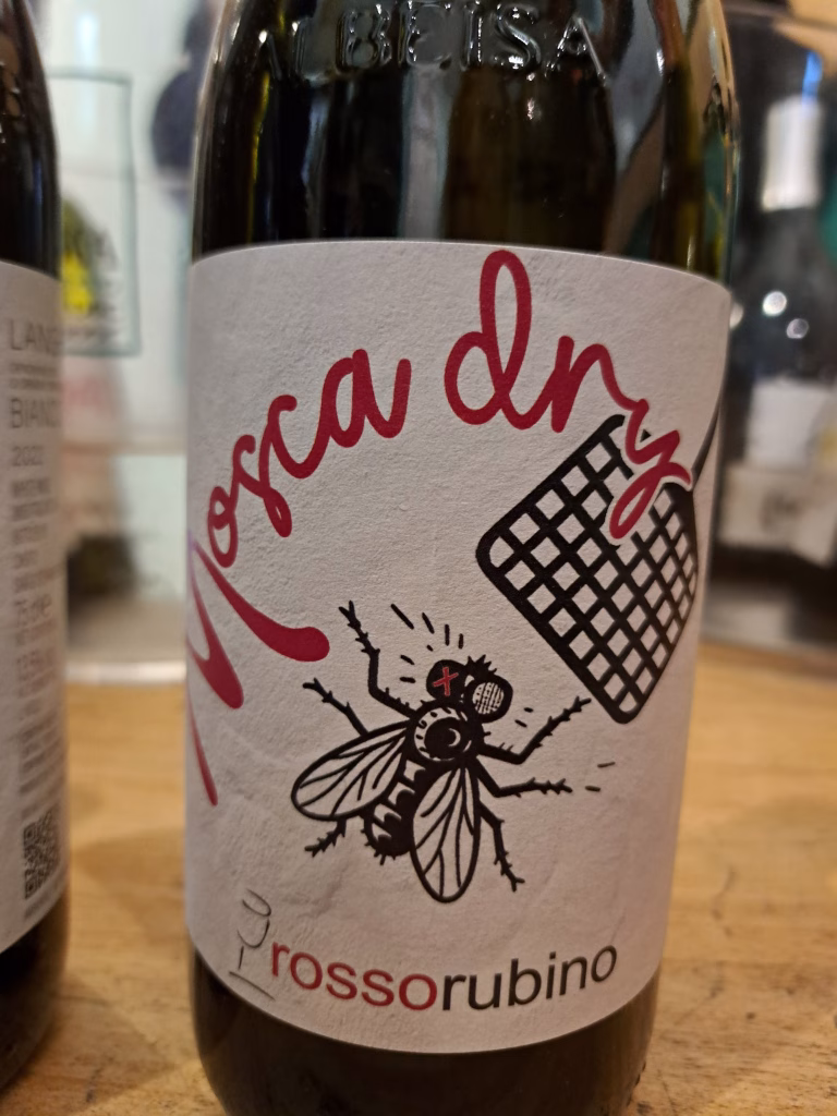 A Torino, l’enoteca Rossorubino presenta la sua linea di vini e inaugura Wine Moment