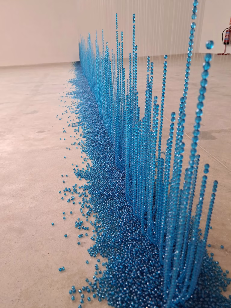 "Push the Limits 2" alla Fondazione Merz di Torino: l’arte davanti alla guerra, dal 27 ottobre 2025 al 1° febbraio 2026 11 "Push the Limits 2" alla Fondazione Merz di Torino: l’arte davanti alla guerra, dal 27 ottobre 2025 al 1° febbraio 2026