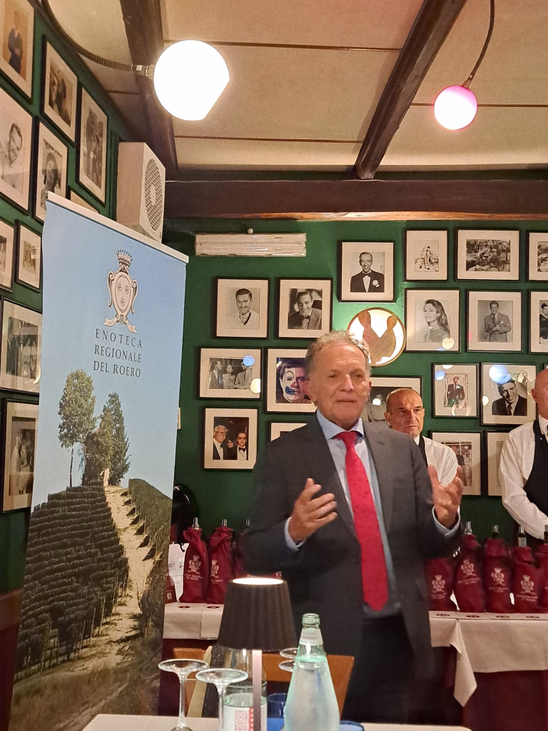 Al Birilli di Torino una serata dedicata al Roero Arneis 2024 con l&rsquo;Enoteca Regionale del Roero