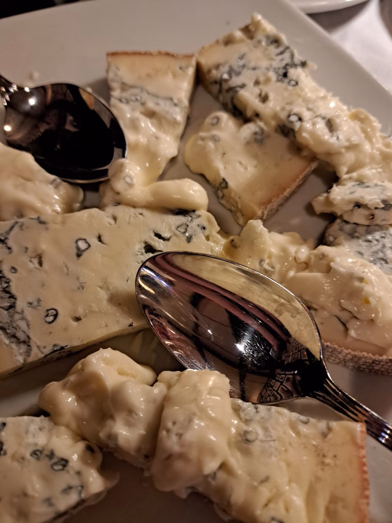 Al Birilli di Torino una serata dedicata al Roero Arneis 2024 con l&rsquo;Enoteca Regionale del Roero