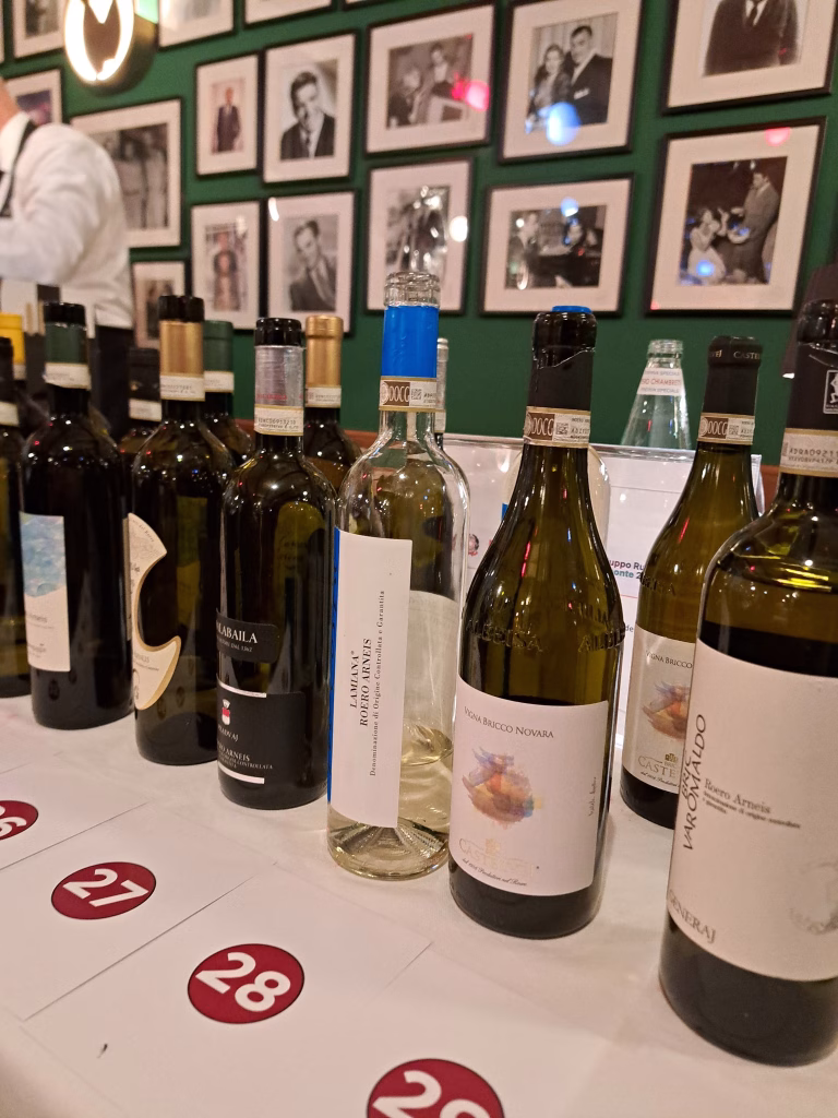Al Birilli di Torino una serata dedicata al Roero Arneis 2024 con l&rsquo;Enoteca Regionale del Roero