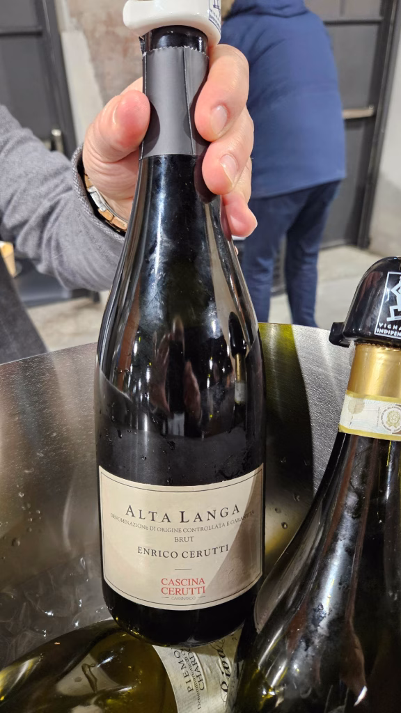 Grandi Langhe 2026: due giorni torinesi tra le bollicine di Alta Langa ed Erbaluce nel respiro effervescente delle OGR di Torino