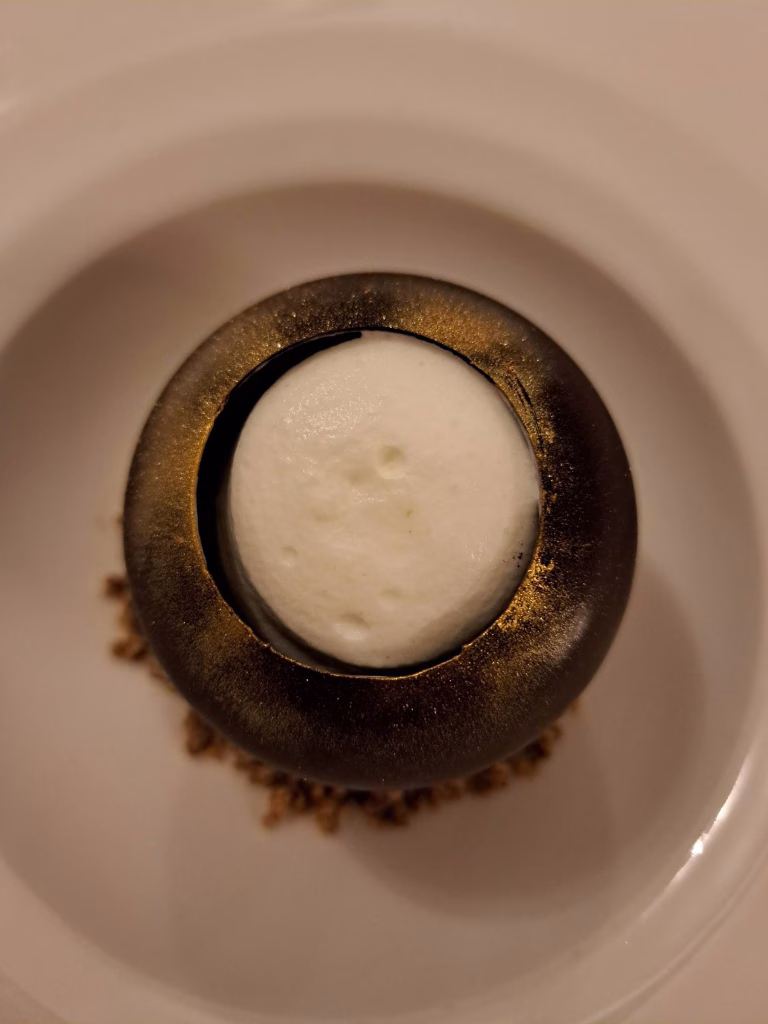 Cubique, a Torino la cucina di Consonni e Spanu trova misura tra tecnica e memoria