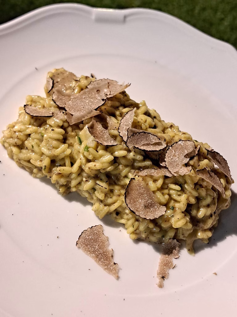 Nero Sublime 2026, a Castagnole delle Lanze il tartufo nero estivo conquista la tavola