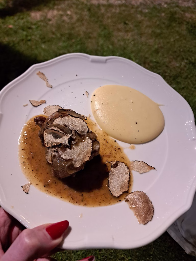 Nero Sublime 2026, a Castagnole delle Lanze il tartufo nero estivo conquista la tavola