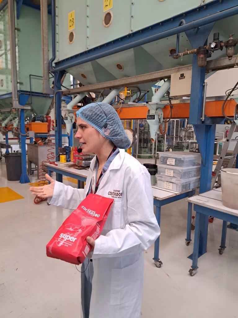 Dalla torrefazione all’analisi sensoriale: da Costadoro il percorso verso il certificato IIAC Italian Espresso Tasting M1 8 Dalla torrefazione all’analisi sensoriale: da Costadoro il percorso verso il certificato IIAC Italian Espresso Tasting M1