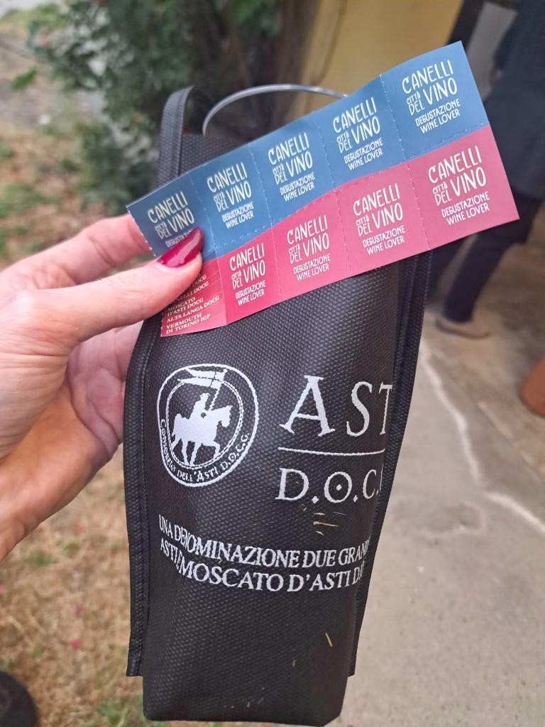 Canelli Citt&agrave; del Vino 2026, dalle Cattedrali Sotterranee ai Cru: il Piemonte delle bollicine racconta il territorio