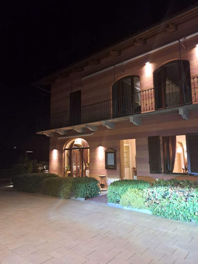 Locanda in Cannubi, a Barolo la tavola si affaccia sulle vigne 22 Locanda in Cannubi, a Barolo la tavola si affaccia sulle vigne