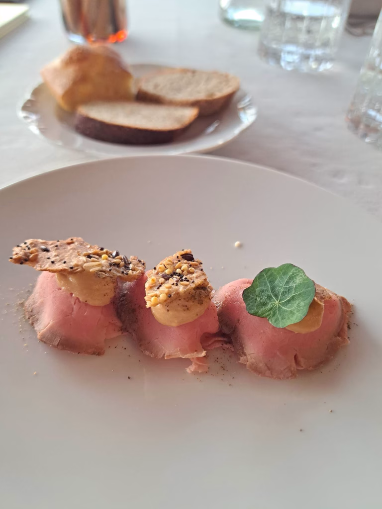 Locanda in Cannubi, a Barolo la tavola si affaccia sulle vigne 6 Locanda in Cannubi, a Barolo la tavola si affaccia sulle vigne