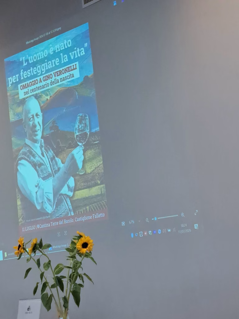 Gino Veronelli cento anni dopo: a Terre del Barolo l’incontro "L’uomo è nato per festeggiare la vita" 23 Gino Veronelli cento anni dopo: a Terre del Barolo l’incontro "L’uomo è nato per festeggiare la vita"