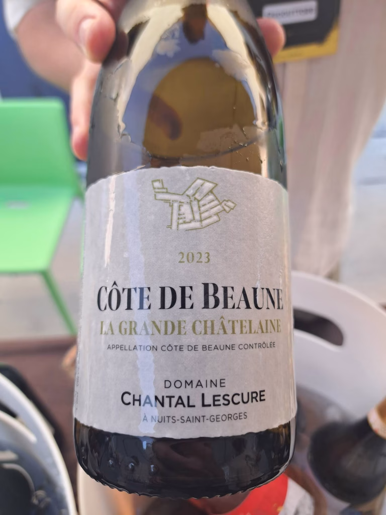 UWE &ndash; Unconventional Wine (& Spirits) Emotion 2026 a Villa Guelpa tra produttori, sapori e Club Tenco