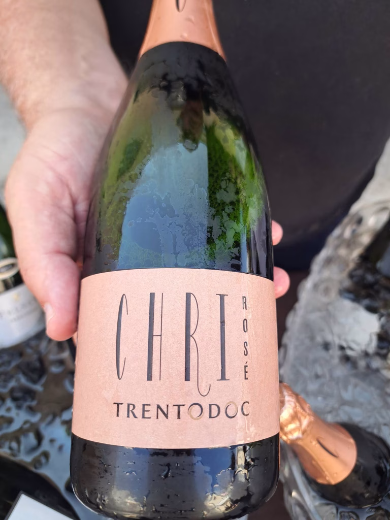 UWE &ndash; Unconventional Wine (& Spirits) Emotion 2026 a Villa Guelpa tra produttori, sapori e Club Tenco