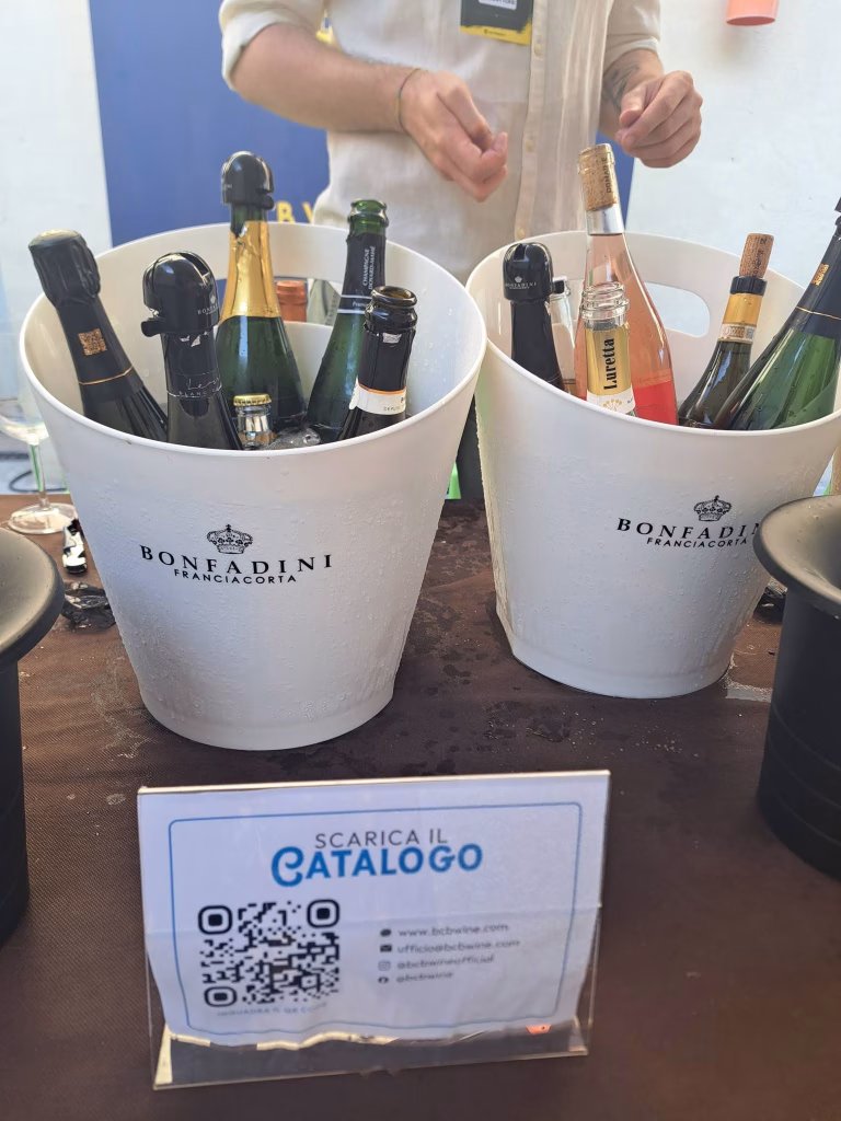 UWE &ndash; Unconventional Wine (& Spirits) Emotion 2026 a Villa Guelpa tra produttori, sapori e Club Tenco