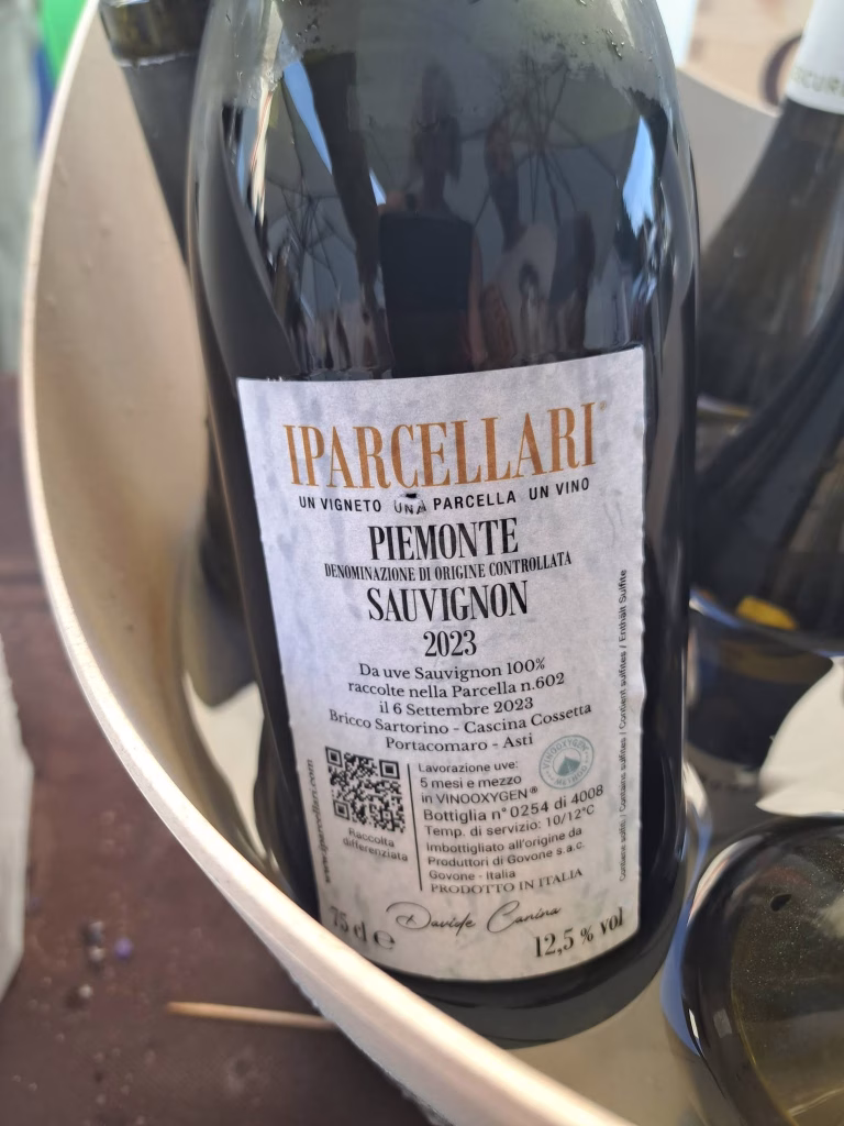 UWE &ndash; Unconventional Wine (& Spirits) Emotion 2026 a Villa Guelpa tra produttori, sapori e Club Tenco