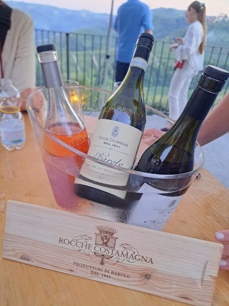 Io, Barolo 2026, dal Salotto del Ventennale ai banchi d’assaggio nel borgo, 12 settembre 2026 16 Io, Barolo 2026, dal Salotto del Ventennale ai banchi d’assaggio nel borgo, 12 settembre 2026