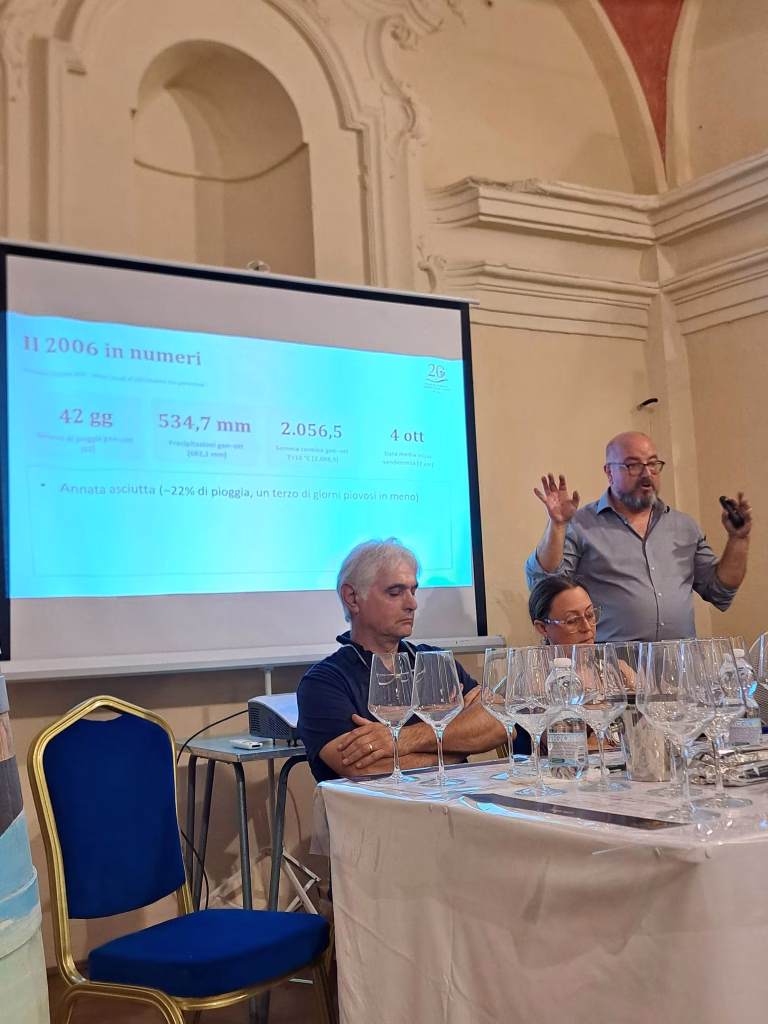 Io, Barolo 2026, dal Salotto del Ventennale ai banchi d’assaggio nel borgo, 12 settembre 2026 10 Io, Barolo 2026, dal Salotto del Ventennale ai banchi d’assaggio nel borgo, 12 settembre 2026