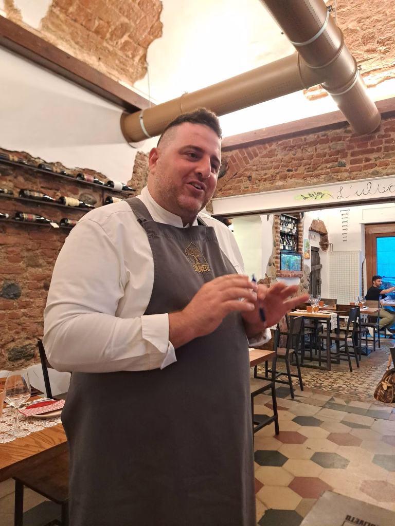 L’Uliveto, a Torino la Calabria di Claudio Lochiatto tra maccarruna, ’nduja e ricordi di casa