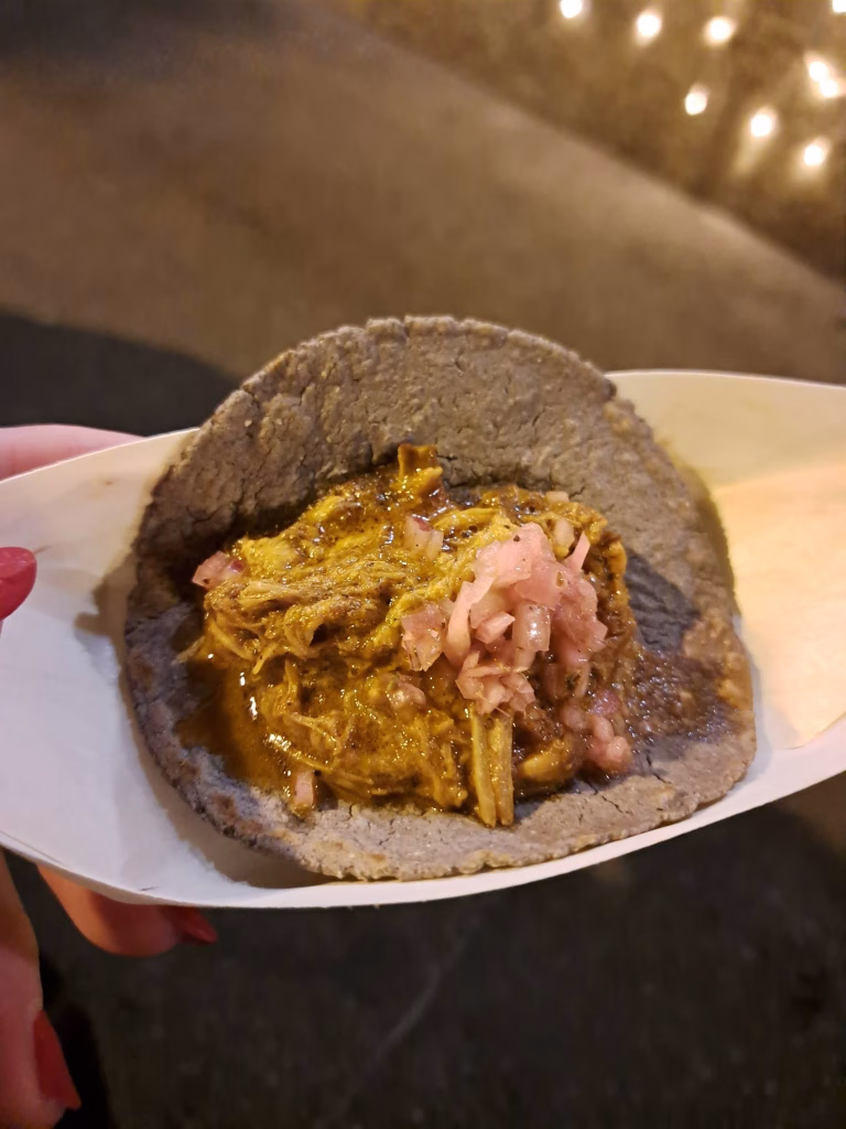 El Beso festeggia dieci anni a Torino: cucina messicana, musica e brindisi a San Salvario 8 El Beso festeggia dieci anni a Torino: cucina messicana, musica e brindisi a San Salvario