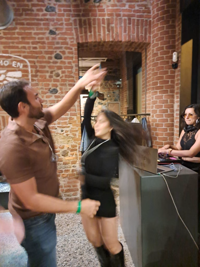 El Beso festeggia dieci anni a Torino: cucina messicana, musica e brindisi a San Salvario 1 El Beso festeggia dieci anni a Torino: cucina messicana, musica e brindisi a San Salvario
