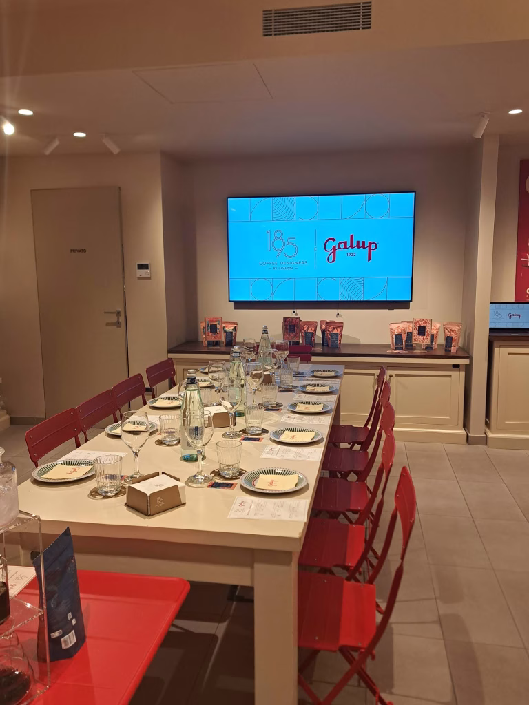 Galup festeggia il primo anno a Torino con 1895 Coffee Designers by Lavazza, 1° ottobre 2026 19 Galup festeggia il primo anno a Torino con 1895 Coffee Designers by Lavazza, 1° ottobre 2026