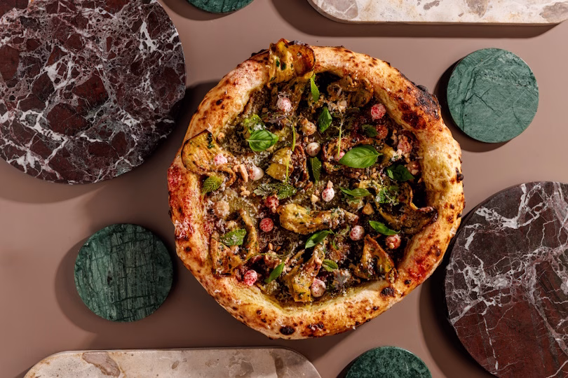 50 Top Pizza Italia 2026, Seu Pizza è seconda e l’Assoluto di Melanzane conquista il titolo di Pizza dell’Anno 1 Seu Pizza - Assoluto di Melanzane