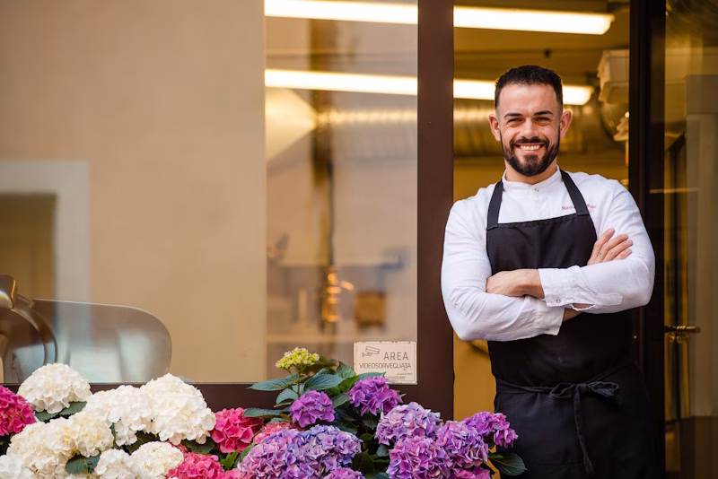 Valerio Di Nuzzo nuovo sommelier del Barbagianni di Colle di Val d’Elsa con lo chef Alessandro Rossi 1 Chef Alessandro Rossi