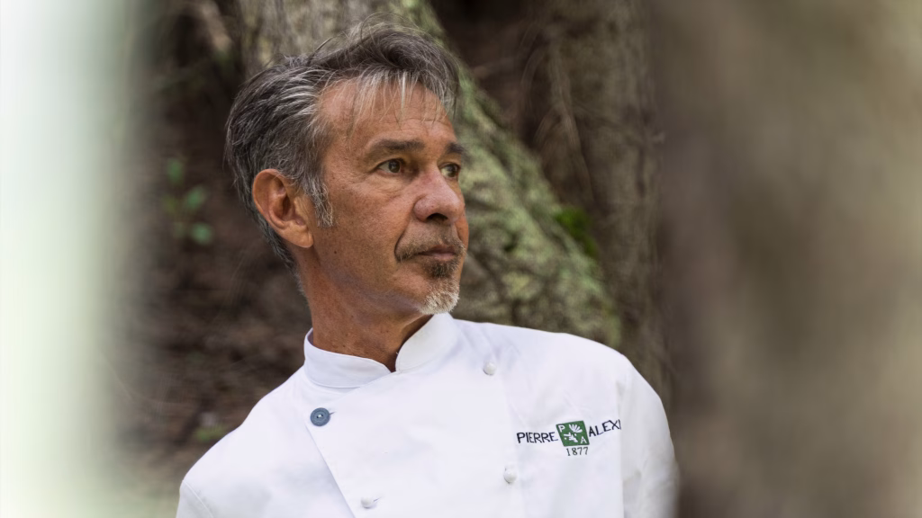 Pierre Alexis 1877, al via la stagione estiva 2025: sapori e creatività tra le montagne di Courmayeur 1 Chef Stefano Alessandro Marchetto - Pierre Alexis 1877