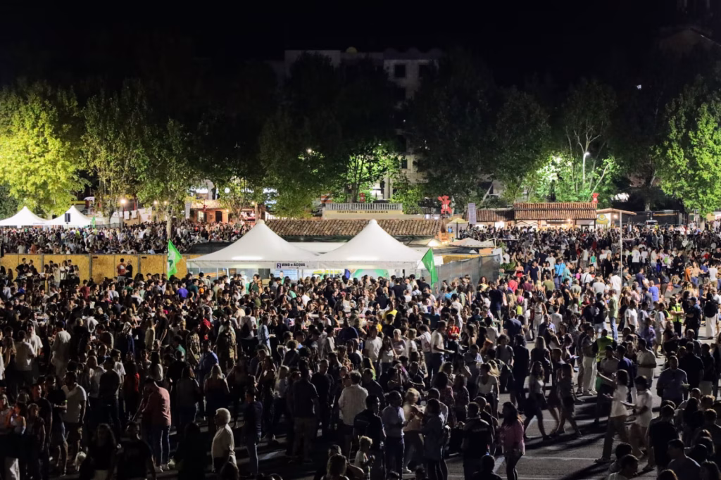 Festival delle Sagre Astigiane, Asti ritrova il grande villaggio del gusto e la sfilata contadina, 12 e 13 settembre 2026 2 Festival delle Sagre Astigiane, Asti ritrova il grande villaggio del gusto e la sfilata contadina, 12 e 13 settembre 2026