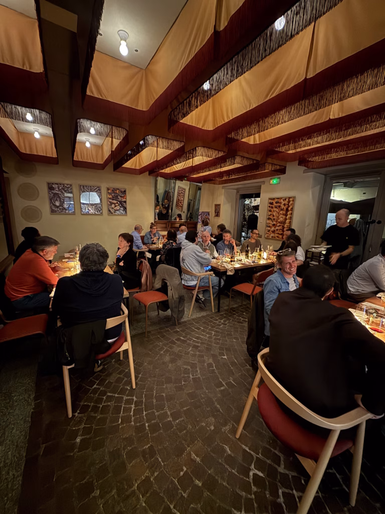 Fiammetta Brace Bar accende via Maria Vittoria: a Torino il nuovo progetto di Adelaide tra brace, tecnica e convivialità 1 Fiammetta Brace Bar accende via Maria Vittoria: a Torino il nuovo progetto di Adelaide tra brace, tecnica e convivialità
