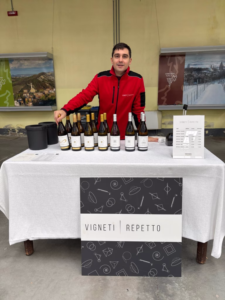 Tortona, il Timorasso incontra il Tartufo: successo per la seconda edizione di "Derthona & Trufle 2025" 13 Tortona, il Timorasso incontra il Tartufo: successo per la seconda edizione di "Derthona & Trufle 2025"