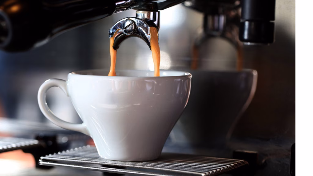 Il rito del Caffè non va in Vacanza: gusti e passioni sotto il sole 1 espresso