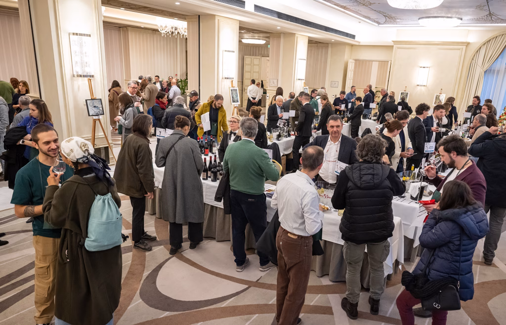 DoctorWine presenta la Guida Essenziale ai Vini d’Italia 2026: degustazioni a Milano il 4 e 5 ottobre e a Roma l’11 ottobre 2 eventi DoctorWine